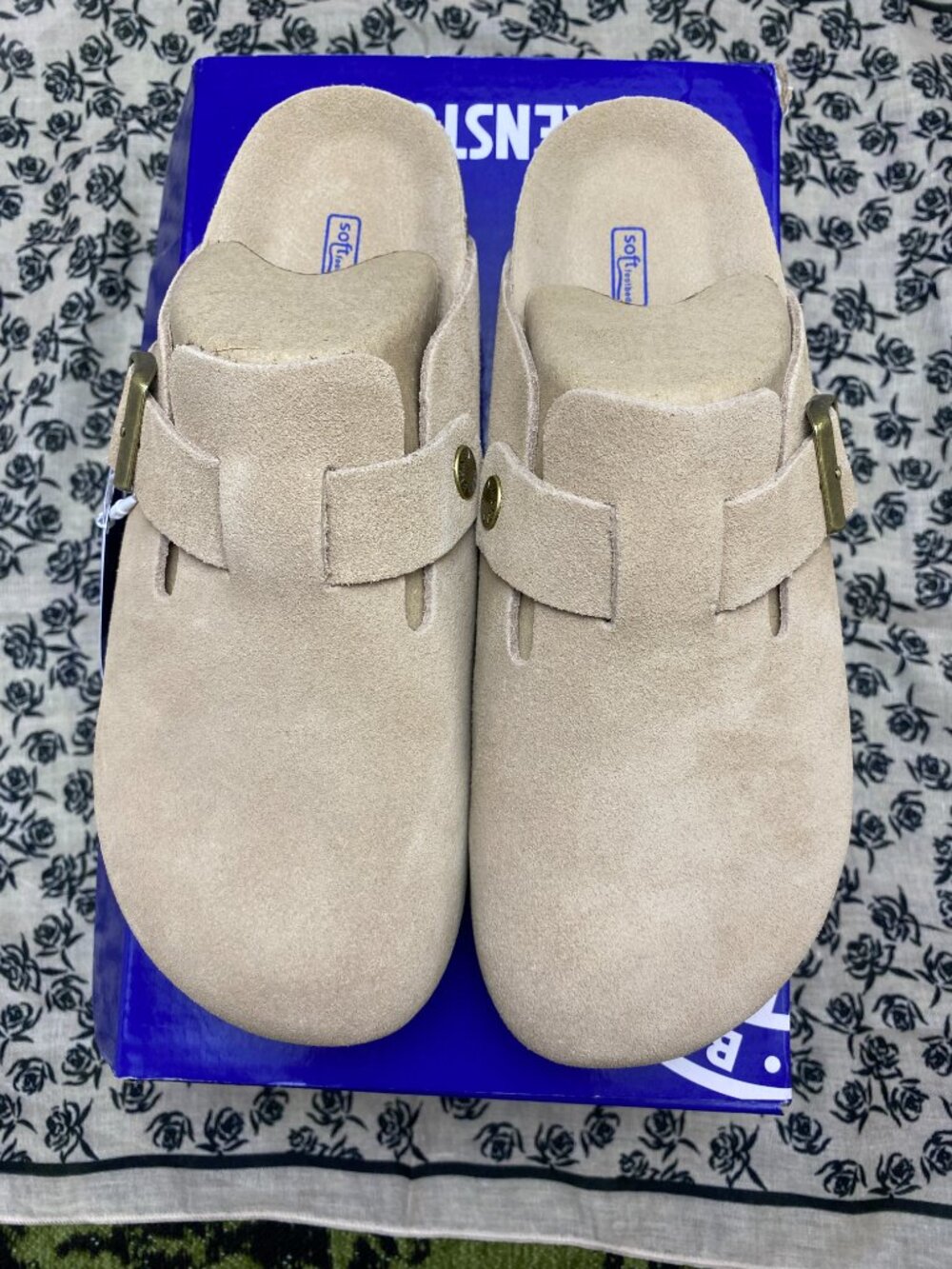 Birkenstock Boston Clogs in Taupe - Picture 3 of 3